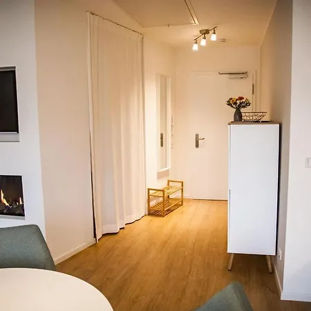 Carwitzer Modern Retreat